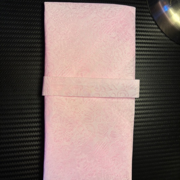 Korean Money Holder with Bird Design in Pink - Picture 4 of 4